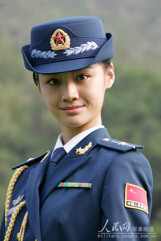 07式軍裝_07式軍裝女_解放軍07式女陸軍軍裝_中國排行網